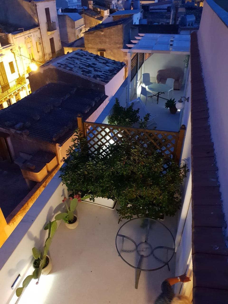 Neathon Rooms Noto Exterior photo